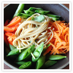 Peanut Noodle Bowl with Fresh Vegetables