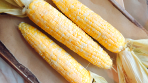 Grilled Corn with Sriracha Butter