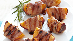 Grilled Peaches N' Proscuitto