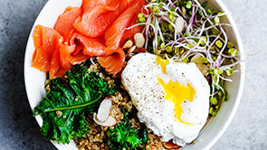 Poached Egg Kale and Quinoa Breakfast Bowls