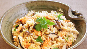 Japanese Mixed Rice with Salmon and Mushrooms