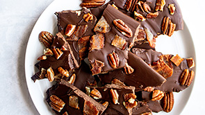 Sriracha Bacon Chocolate Bark